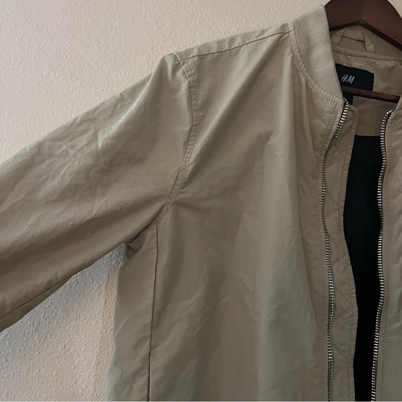 Mens H&M X THE WEEKND Y2k bomber jacket tan Size M XO - Picture 3 of 5